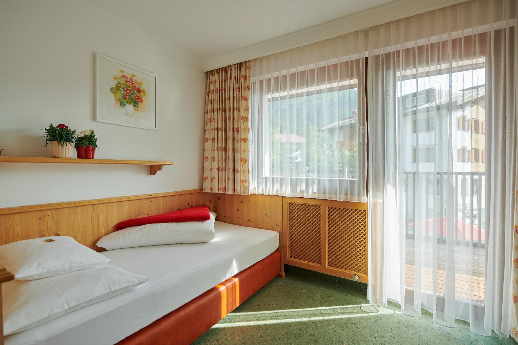 Hotel Appartement Roggal Lech am Arlberg Ngoại thất bức ảnh