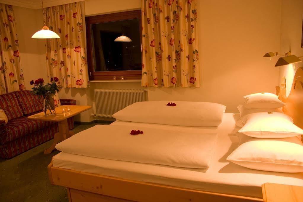 Hotel Appartement Roggal Lech am Arlberg Ngoại thất bức ảnh